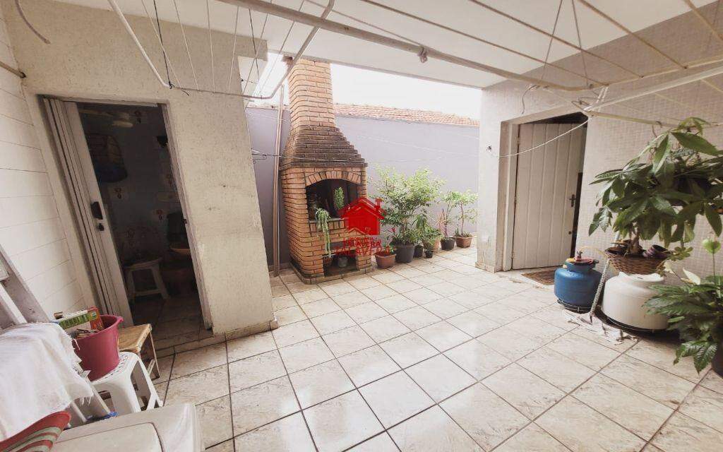 Casa à venda no Cerâmica: 