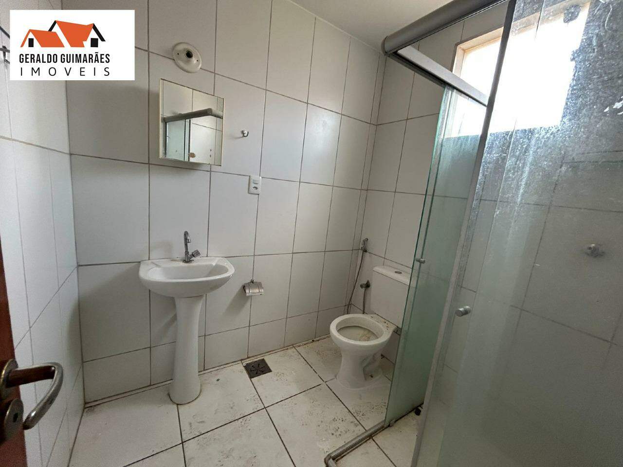 Kitnet para aluguelSarobáCurveloMG: 