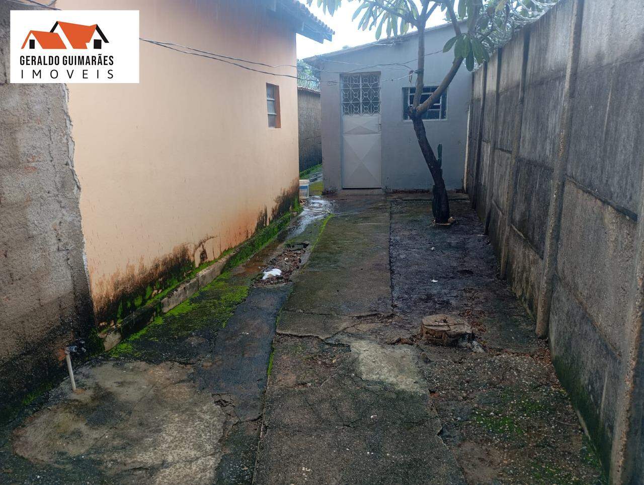 BARRACAO RESIDENCIAL para aluguelMACIELcorintomg: Garagem