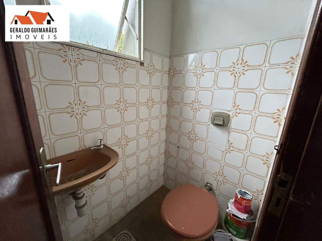 SALA COMERCIAL para aluguelCentroCurveloMG: 