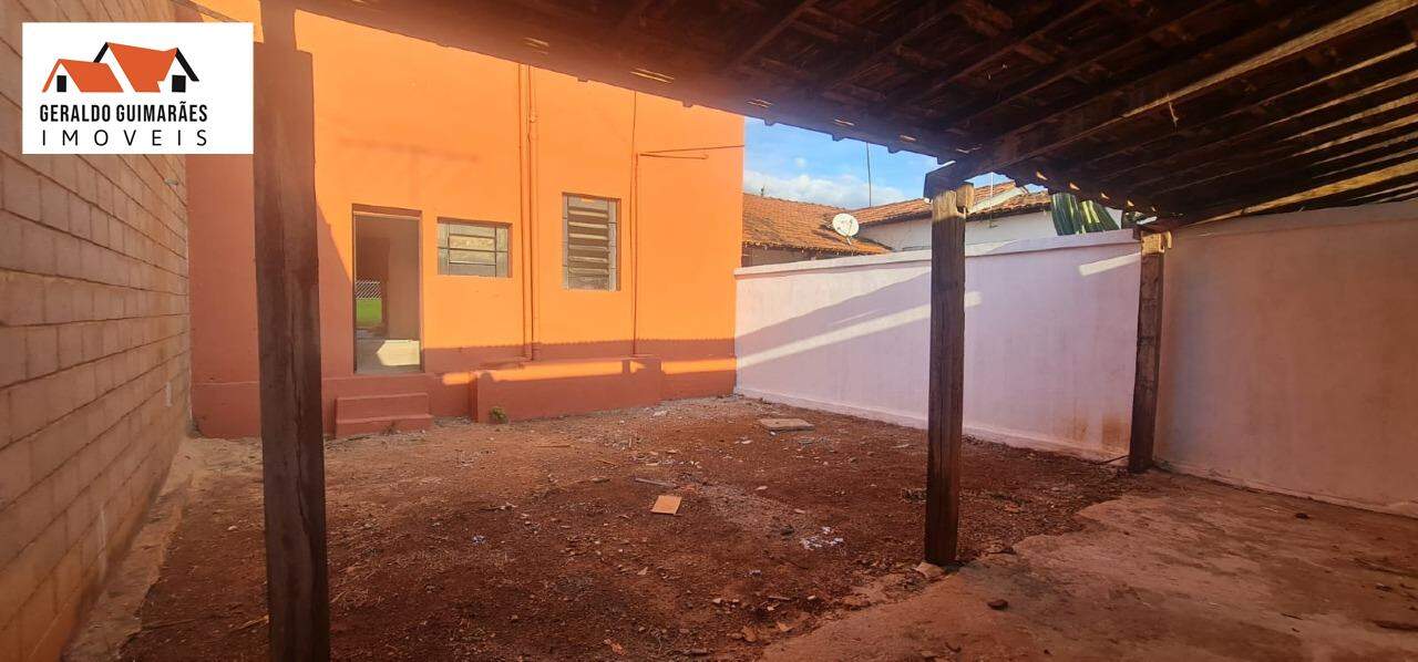 Loja para aluguelCentroCurveloMG: 