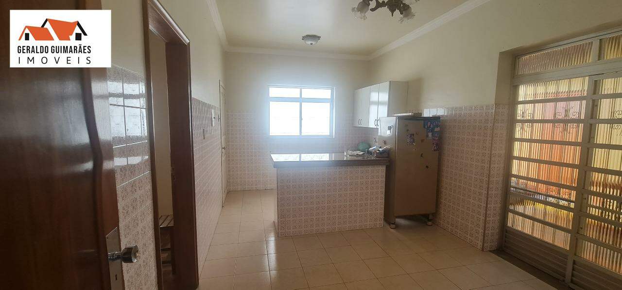 COMERCIAL à vendaCentroCurveloMG: 