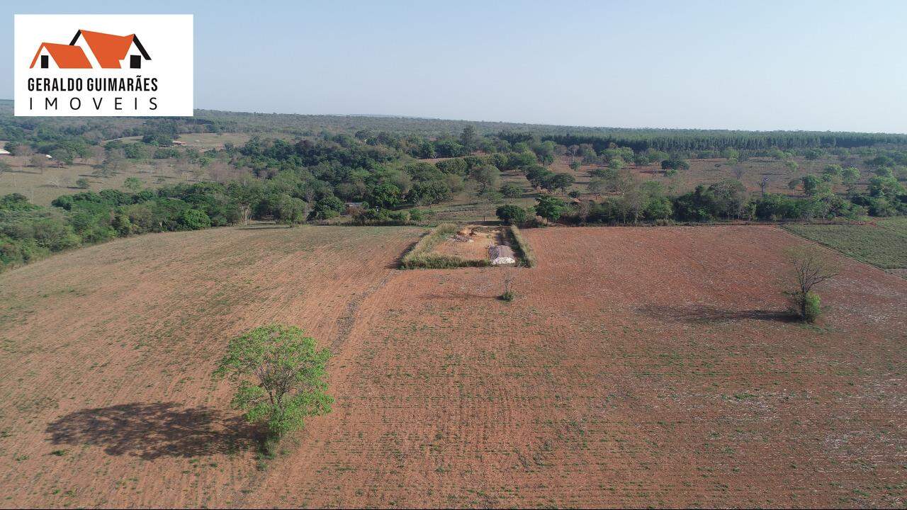 Fazenda à vendaBom JesusCurveloMG: 