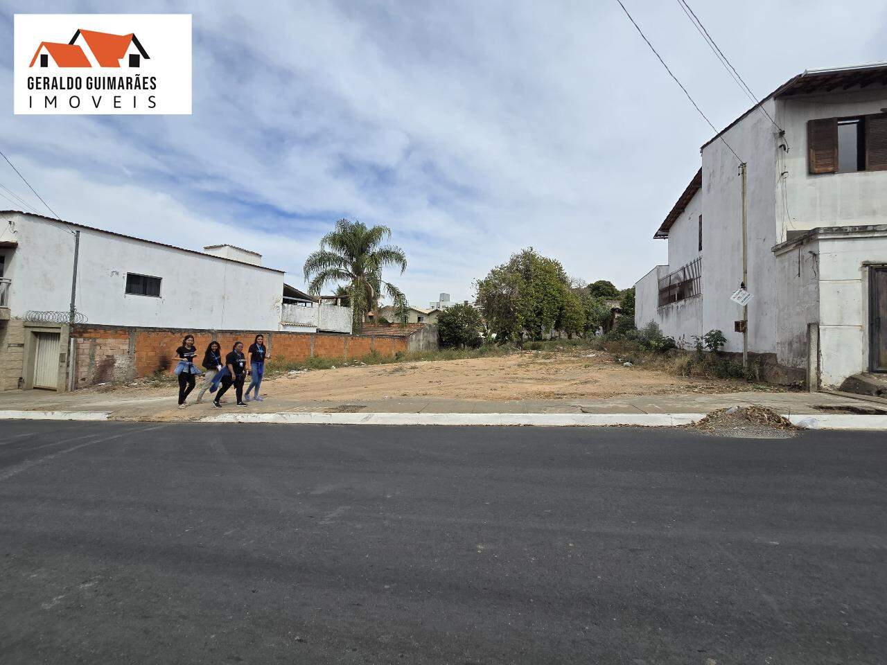 Lote para aluguelCentroCurveloMG: 