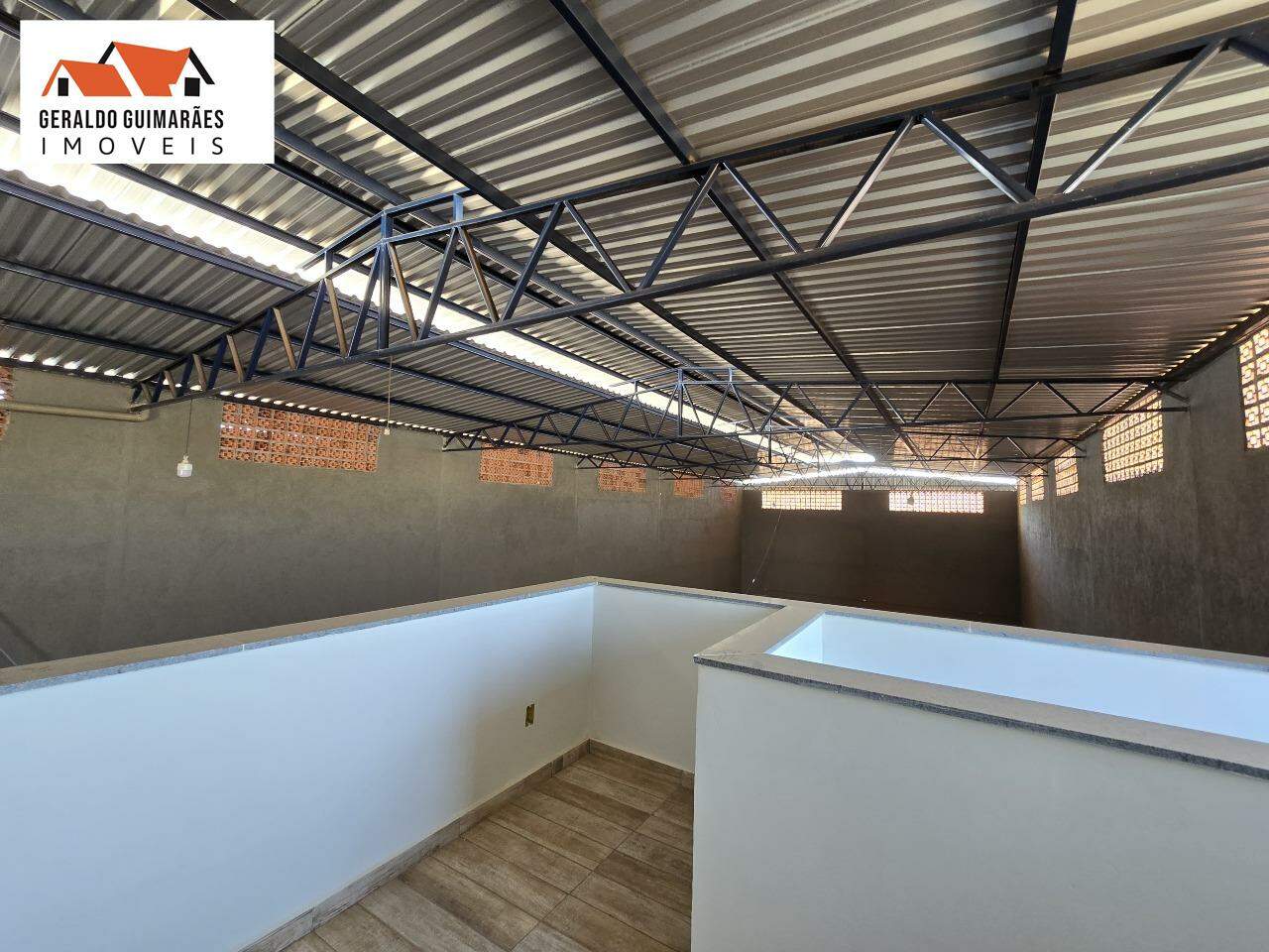 Galpão para aluguelRESIDENCIAL LOURDESCurveloMG: 