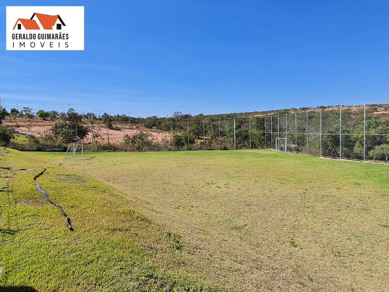 Lote em condomínio à vendaCasa de PistaCurveloMG: 