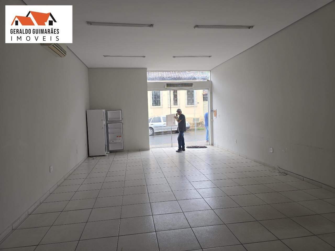 Loja para aluguelCentroCurveloMG: 