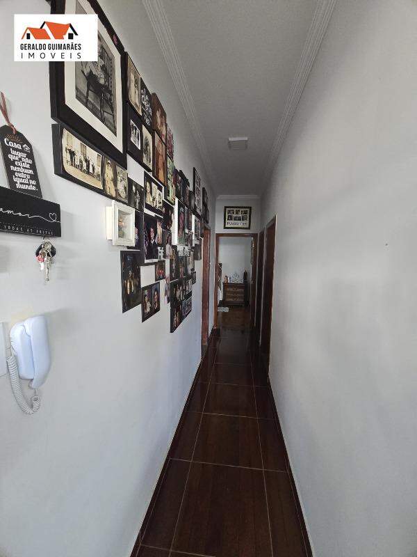 Casa à vendaCentroCurveloMG: Corredor 