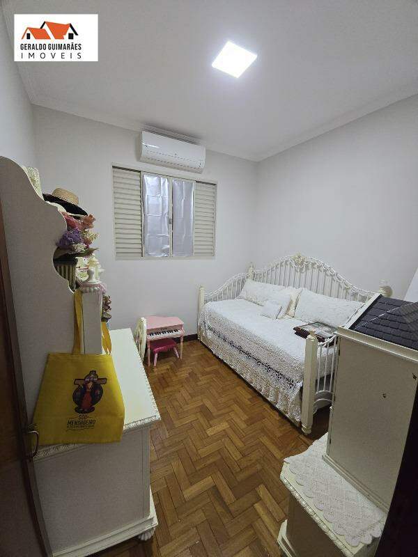 Casa à vendaCentroCurveloMG: Suite 