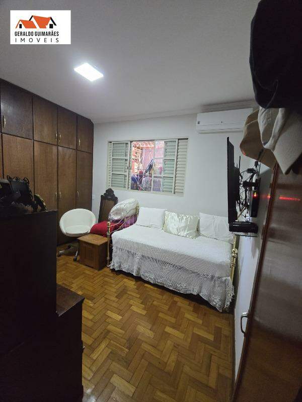 Casa à vendaCentroCurveloMG: Suite