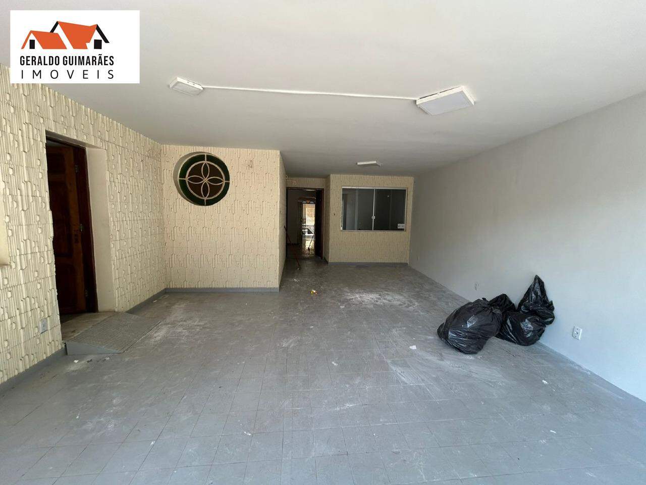 Loja para aluguelCentroCurveloMG: 