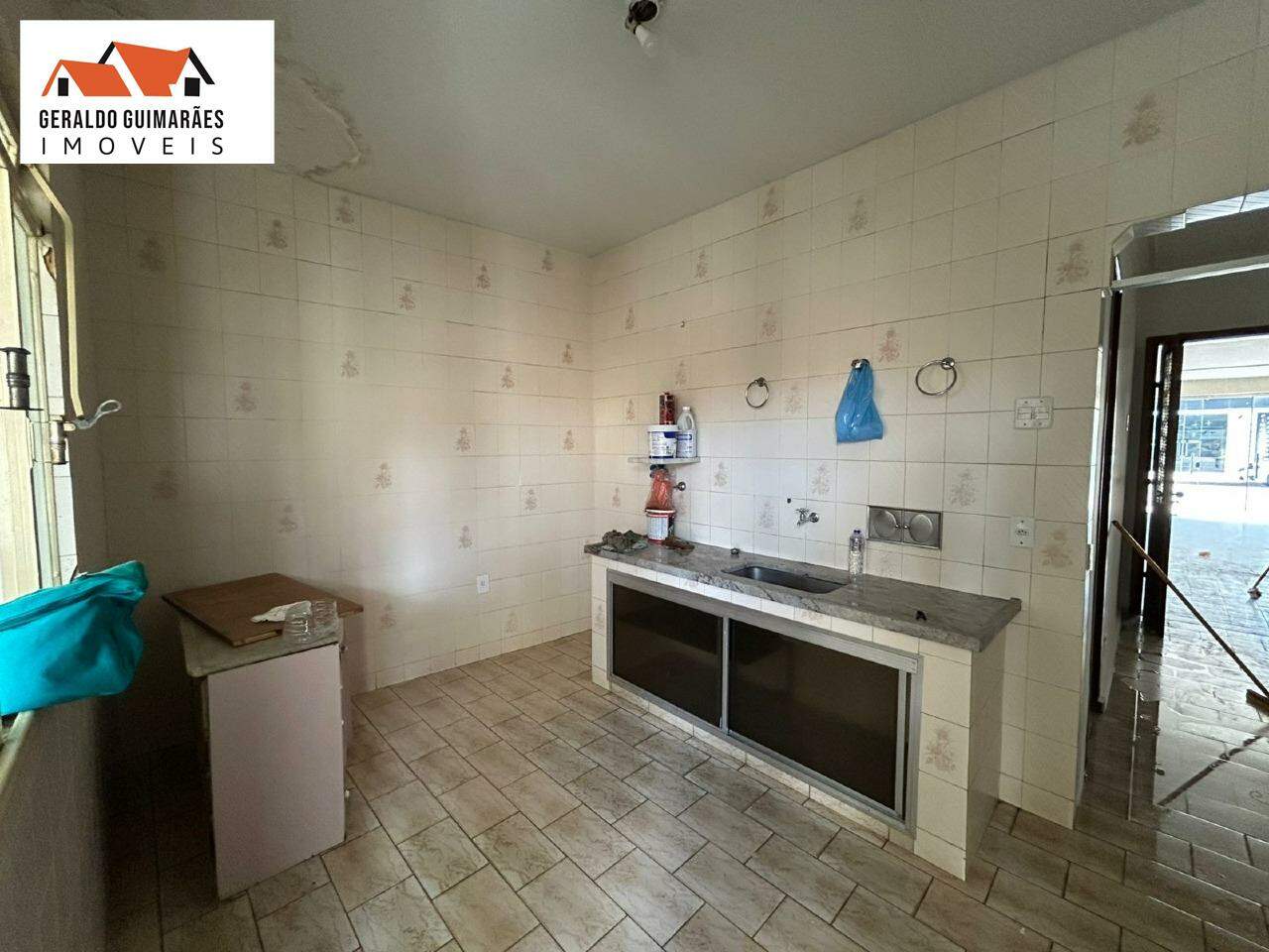 Loja para aluguelCentroCurveloMG: 