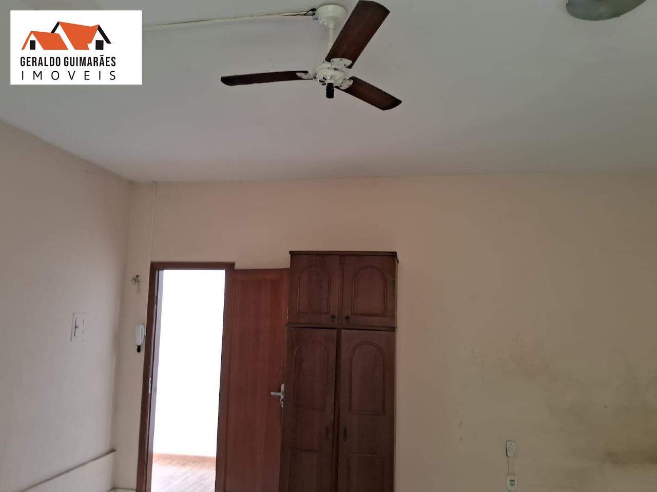 SALA COMERCIAL à vendaCentroCurveloMG: 