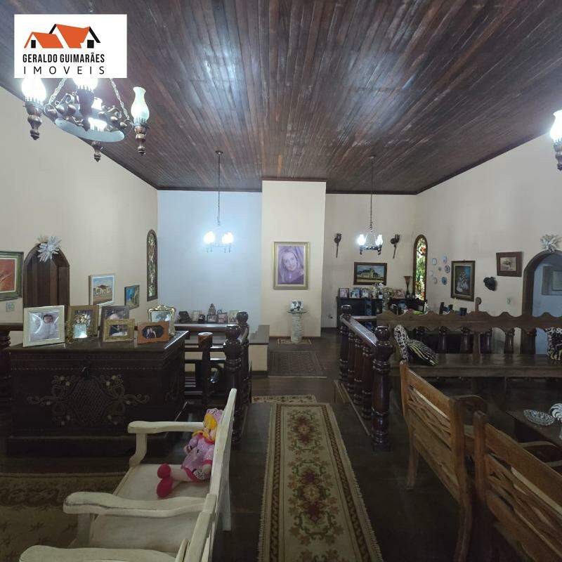 Casa à vendaRESIDENCIAL LOURDESCurveloMG: 