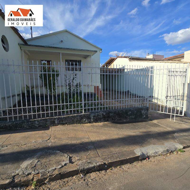 Sala para aluguelCentroCurveloMG: 