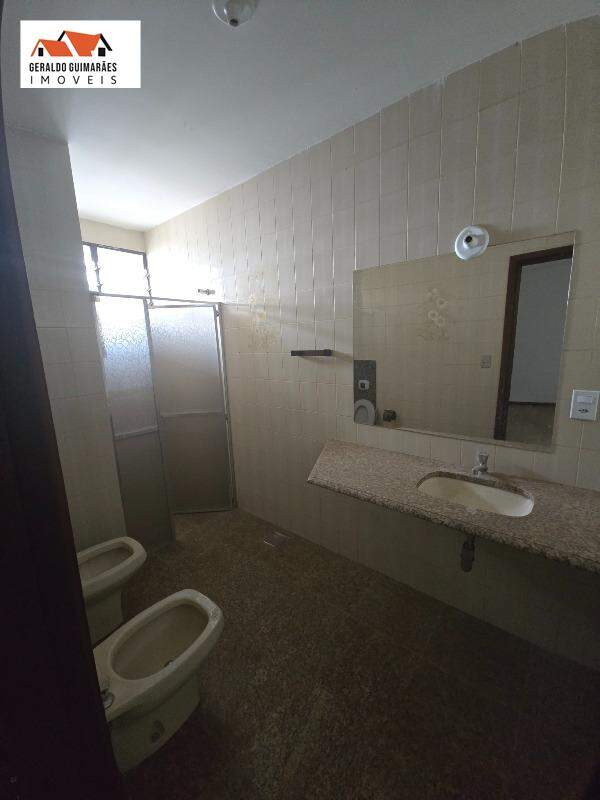 Cobertura para aluguelCURIANGOCurveloMG: 