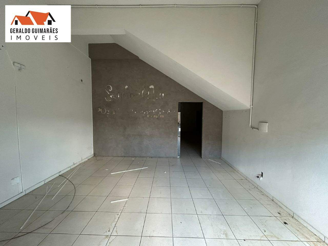 Loja para aluguelCentroCurveloMG: 