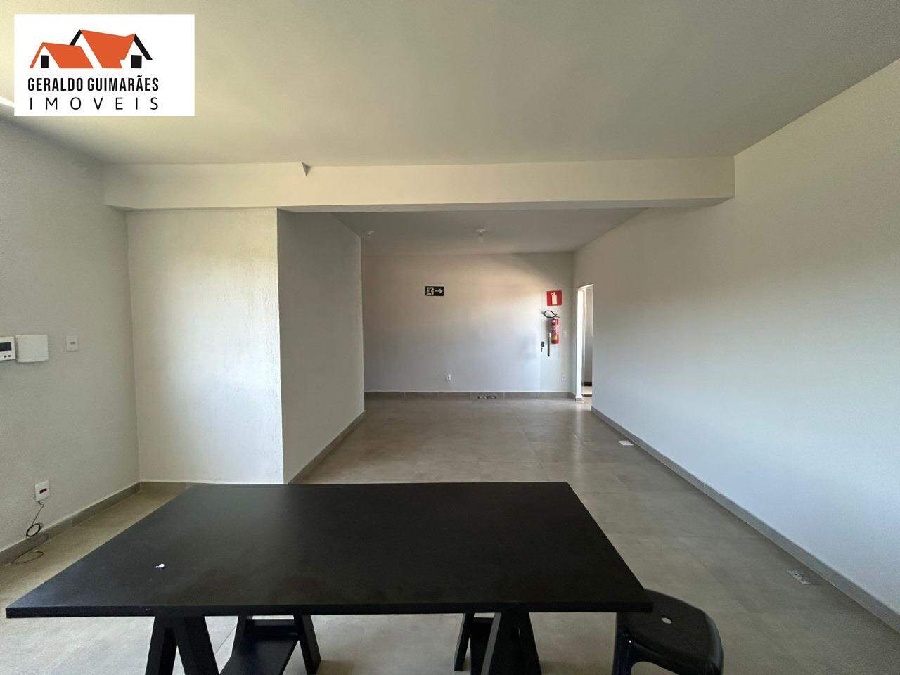 Sala para aluguelCentroCurveloMG: 