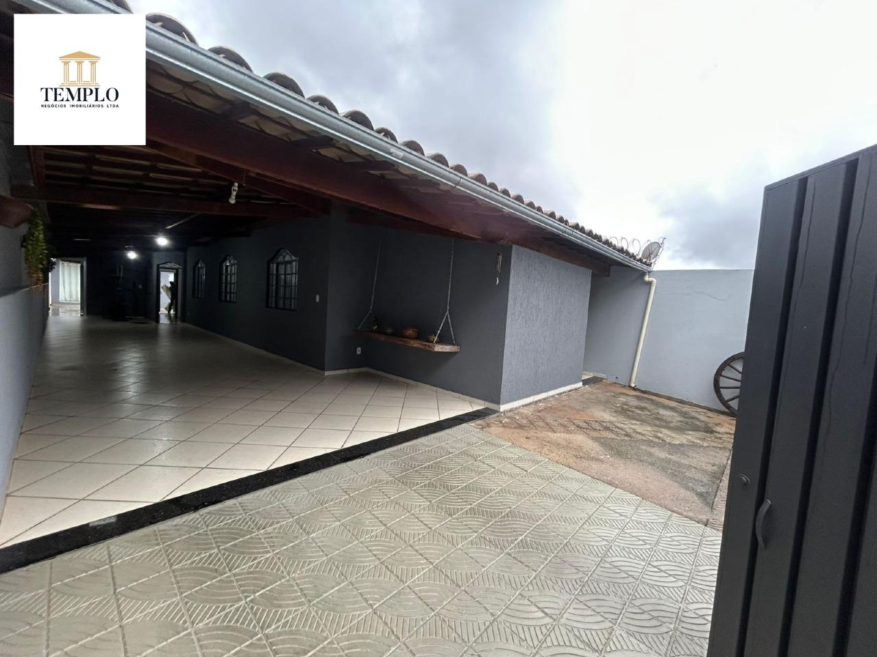 Casa para aluguelCentroCurveloMG: 