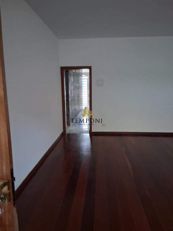 Casa para aluguel no Santa Cruz: 