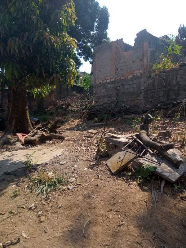 Lote à venda no Santa Mônica: 