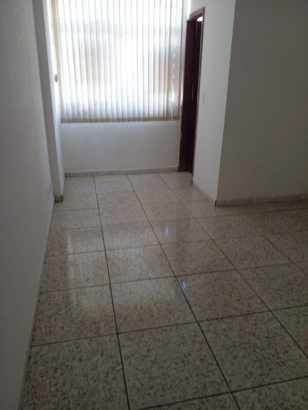 Sala à venda no Santa Efigênia: 