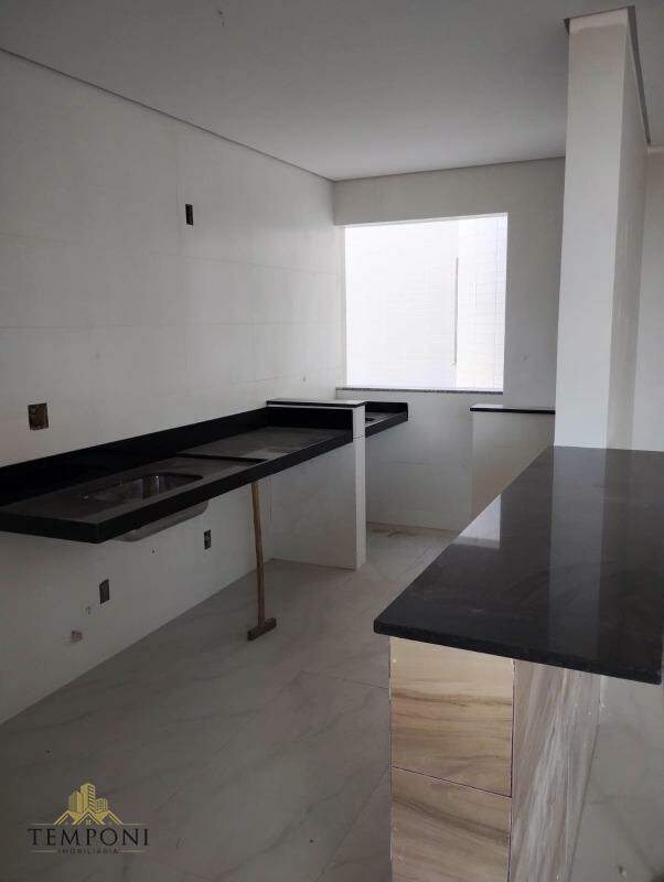Apartamento à venda no Itapoã: 