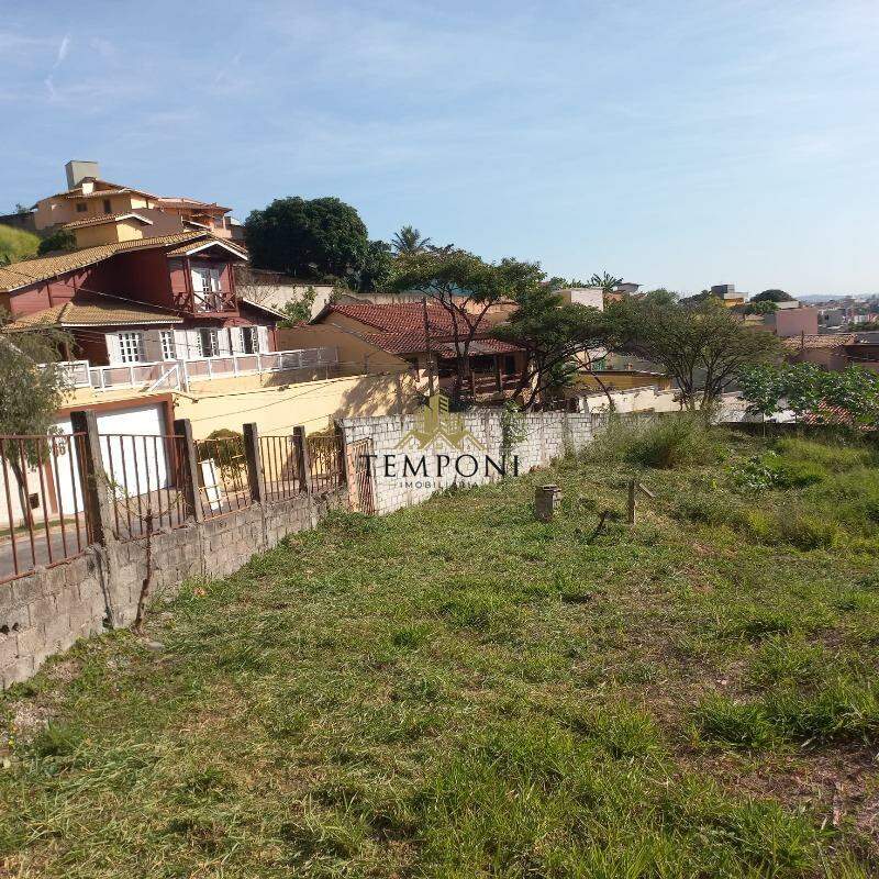 Lote à venda no Estoril: 