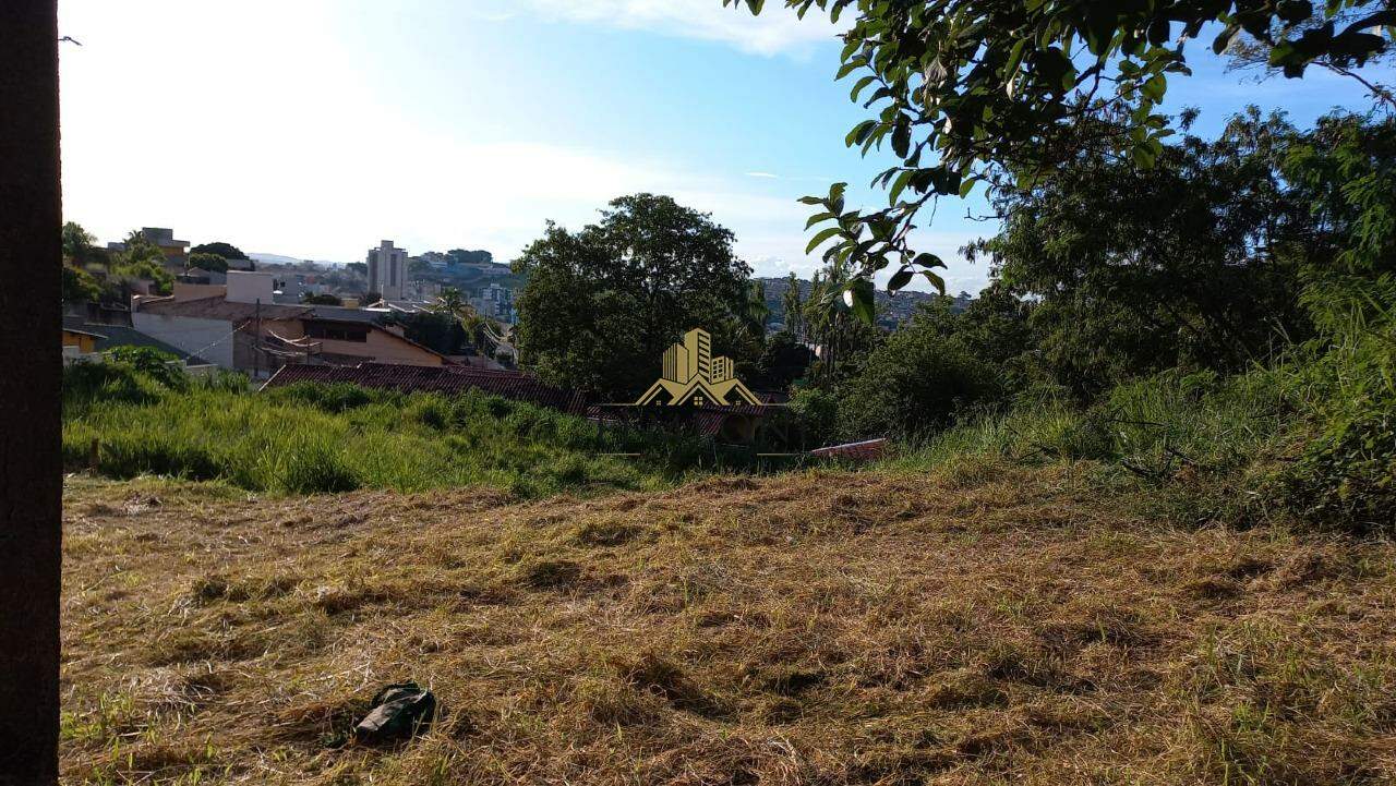 Lote à venda no Estoril: 