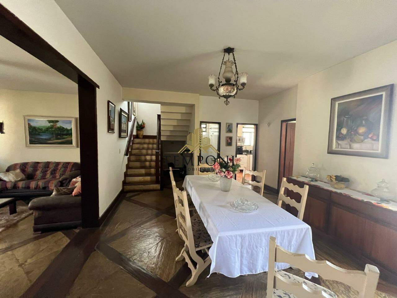Casa à venda no Dona Clara: 