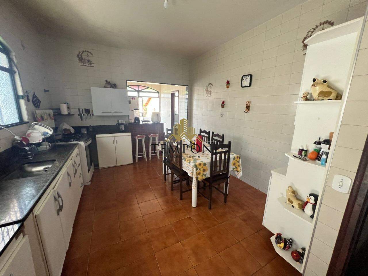 Casa à venda no Dona Clara: 
