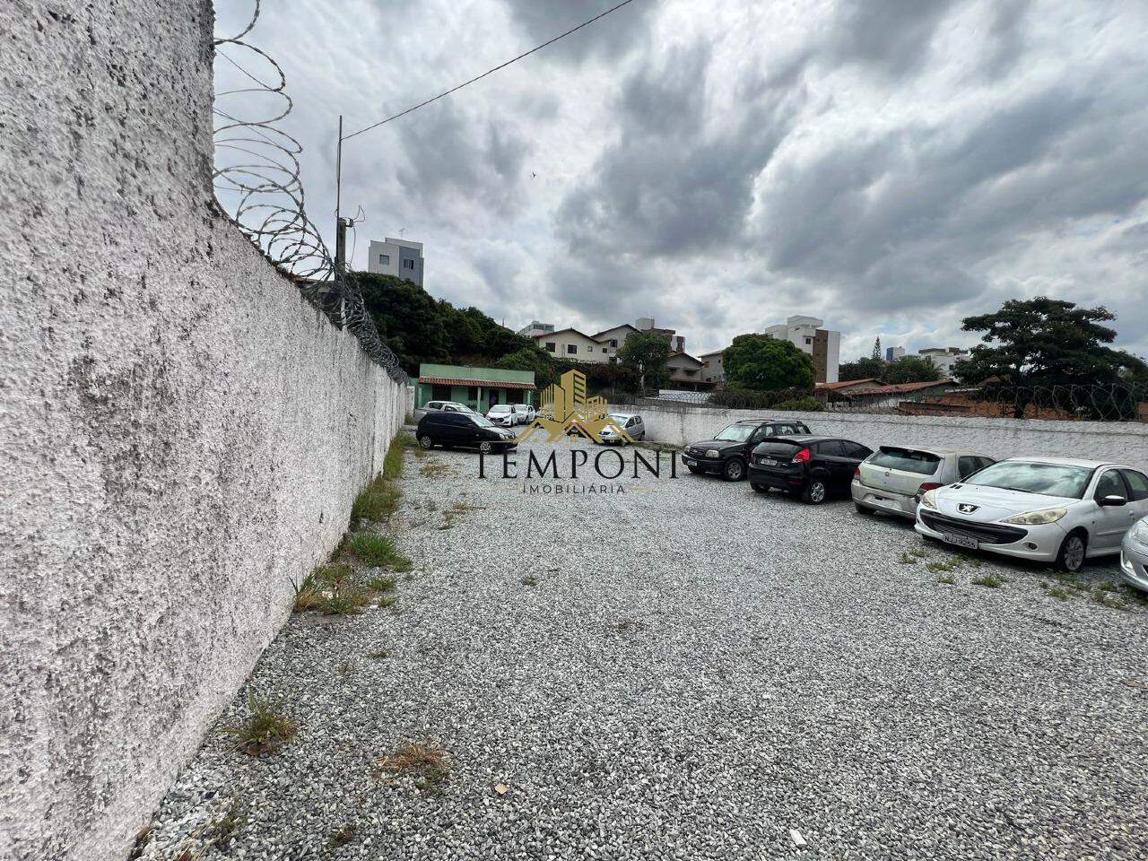 Lote à venda no Planalto: 