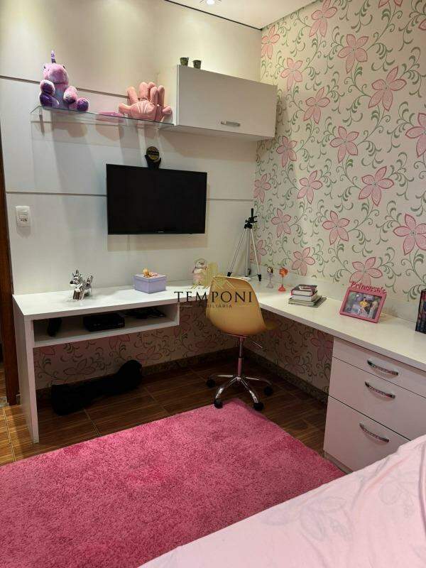 Casa à venda no Itapoã: 