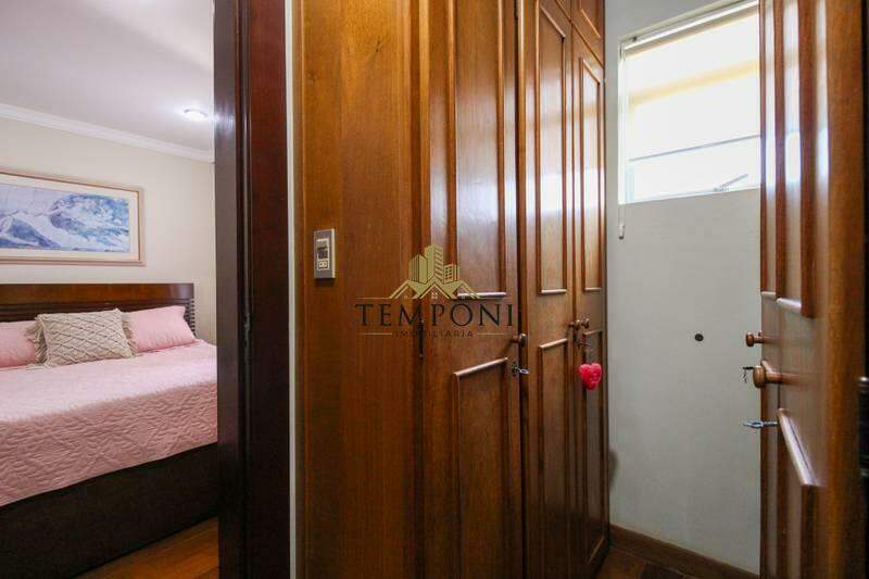 Cobertura à venda no Sagrada Família: 