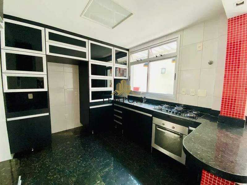 Apartamento à venda no Liberdade: 