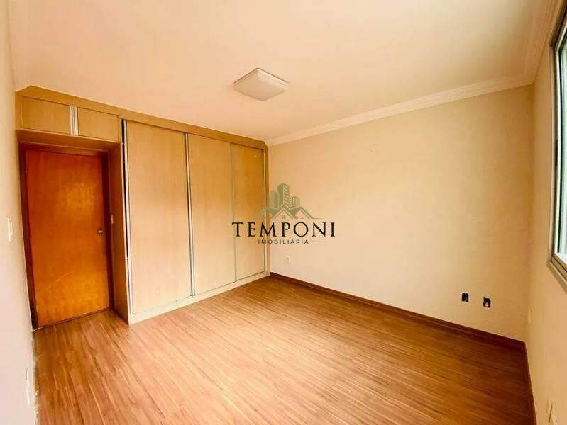 Apartamento à venda no Liberdade: 