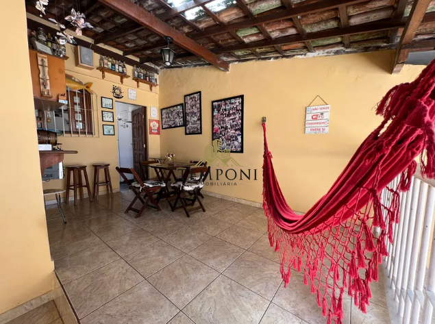 Casa em condomínio à venda no Planalto: 