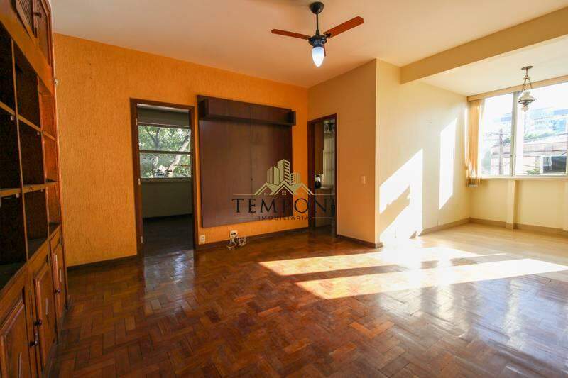 Apartamento à venda no Funcionários: 