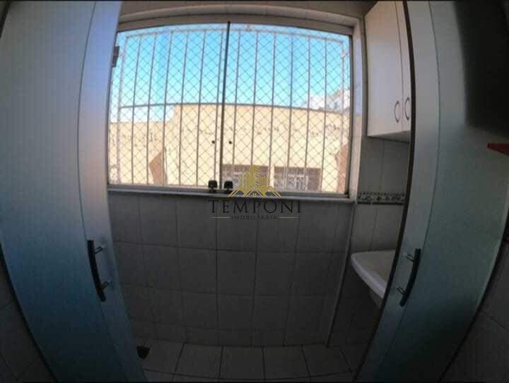 Apartamento à venda no Manacás: 