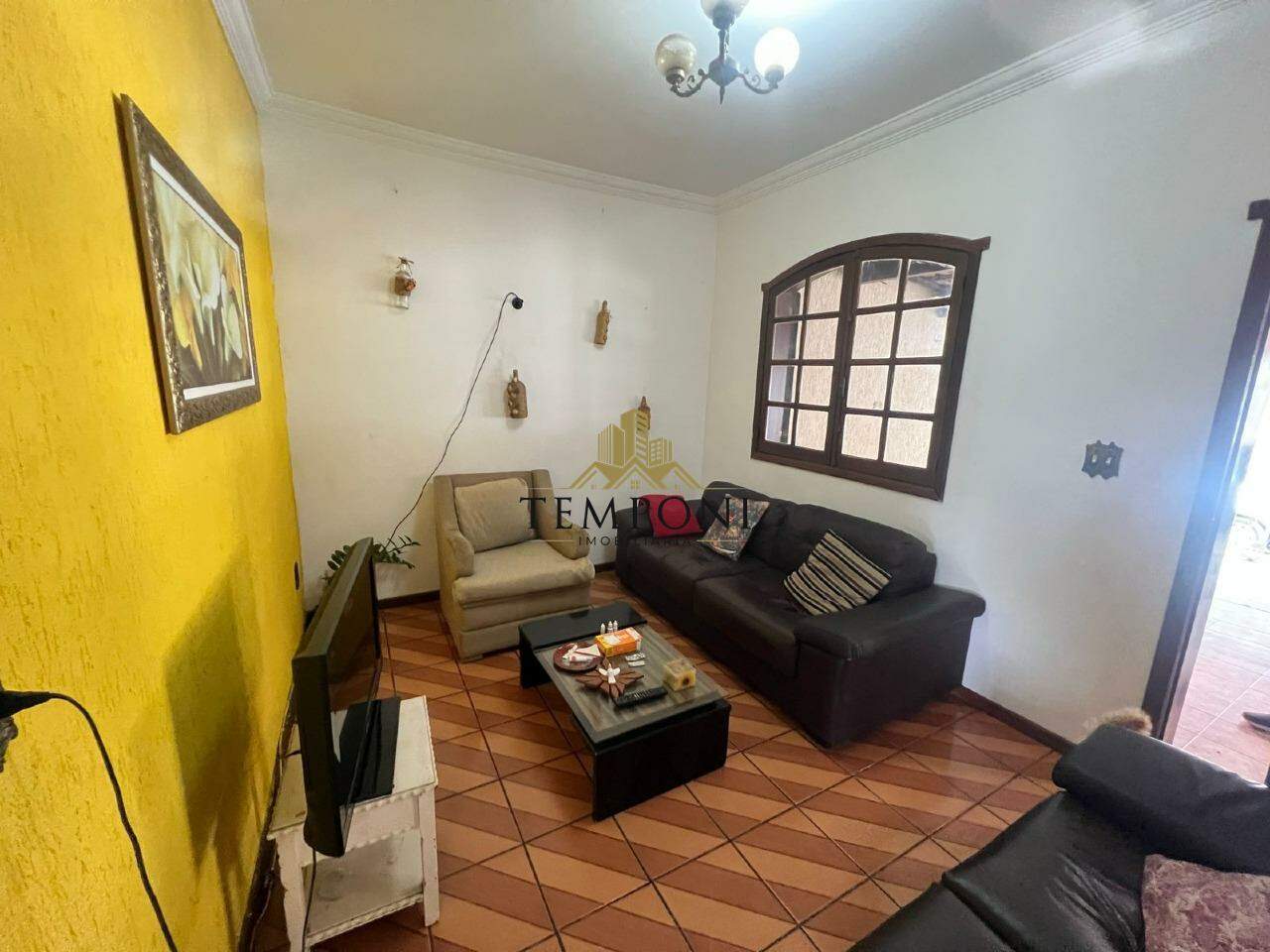 Casa à venda no Letícia: 