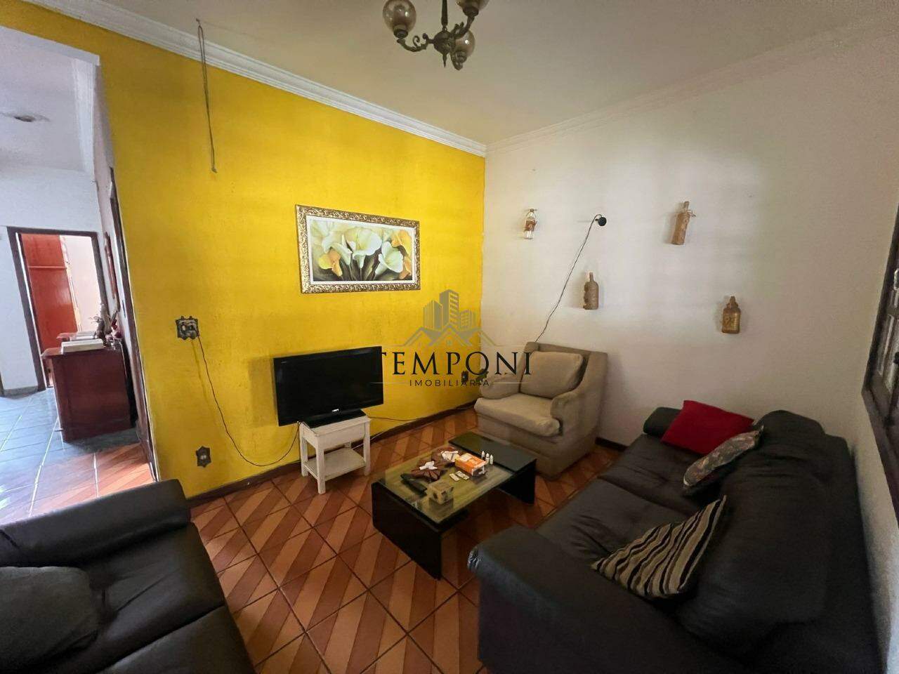 Casa à venda no Letícia: 