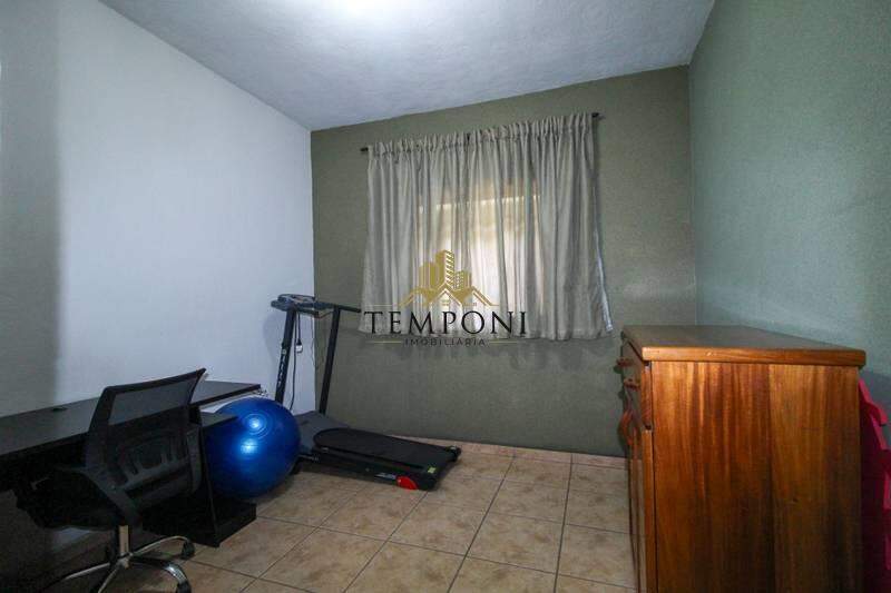 Casa à venda no Carlos Prates: 