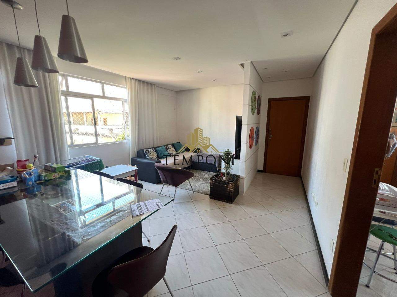 Apartamento à venda no Sagrada Família: 