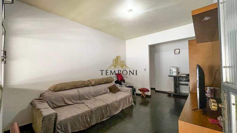 Casa à venda no SANTA TEREZINHA: 