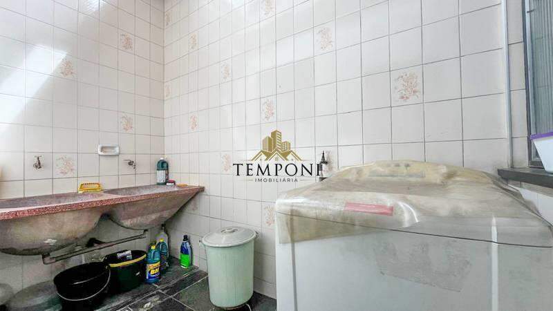 Casa à venda no SANTA TEREZINHA: 