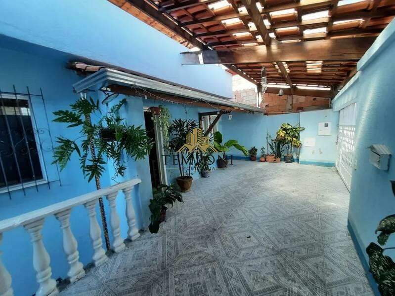 Casa à venda no Planalto: 