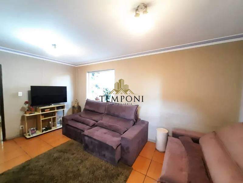 Casa à venda no Planalto: 