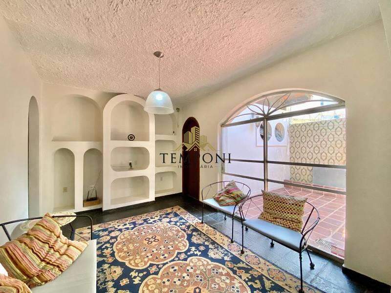 Casa à venda no Sion: 