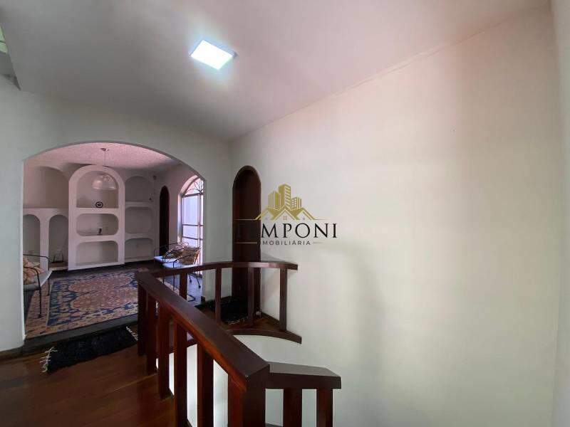 Casa à venda no Sion: 