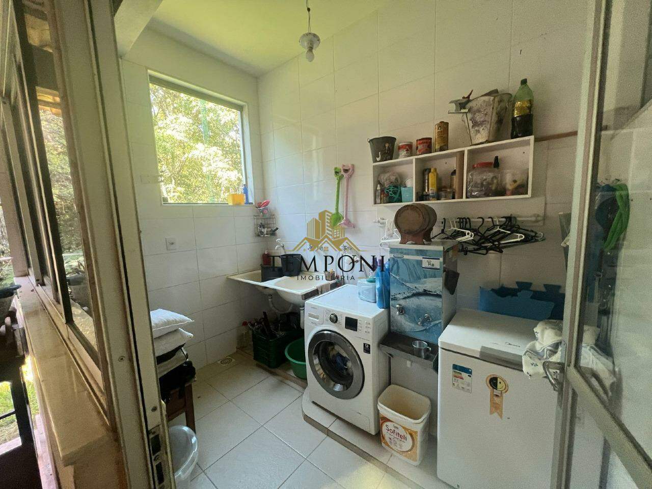 Casa em condomínio à venda no Córrego Frio: 